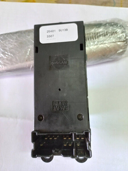 Блок стеклопоъемников Nissan Note E11 хэтчбек 2008 г.  1.6 л бензин Хмельницкий