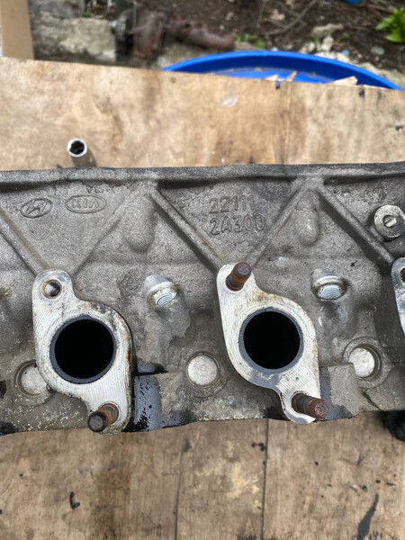Головка блоку циліндрів 22100-2A300   Hyundai i30, Hyundai Matrix