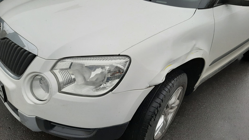 Крило ліве Skoda Yeti 2010 г.  1.6 л дизель Киев