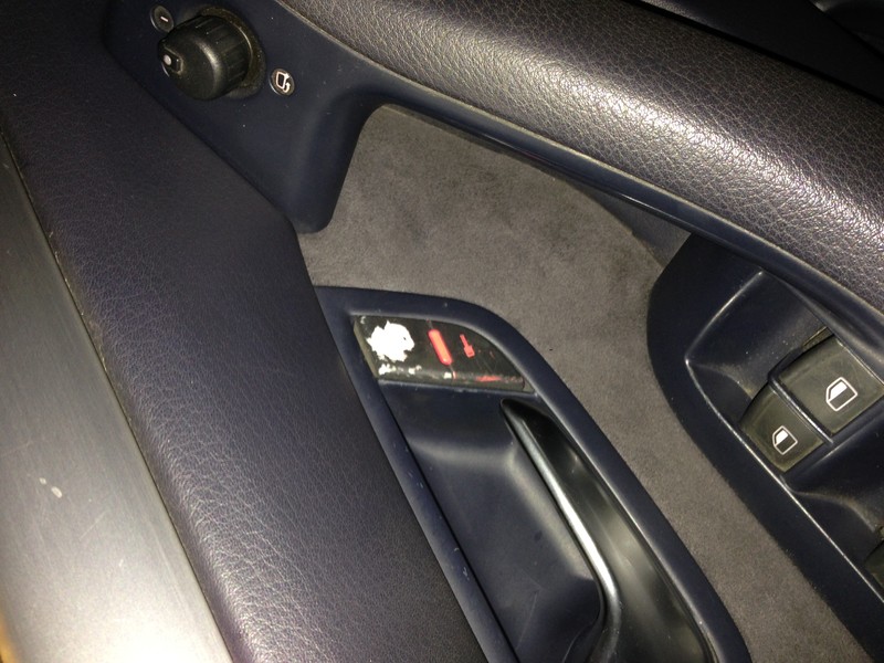 Кнопка открывания-закрывания дверей Audi A8 Long 2004 6.0 Бензин Полтава