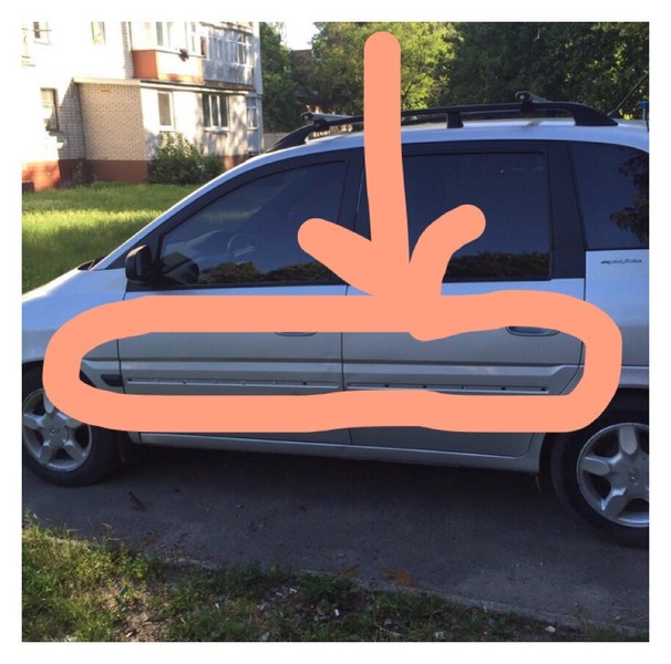 Молдинги дверные по левой стороне, оба. Hyundai Matrix  2007 универсал 1.6 Бензин Хмельницкий