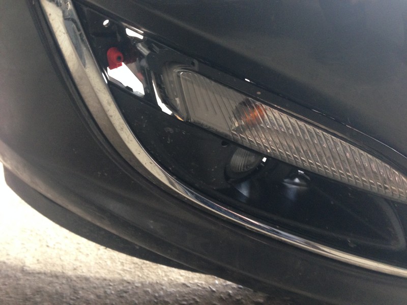 Накладка переднього бампера ліва Opel Astra  2013 універсал 1.7 Дизель Коломия