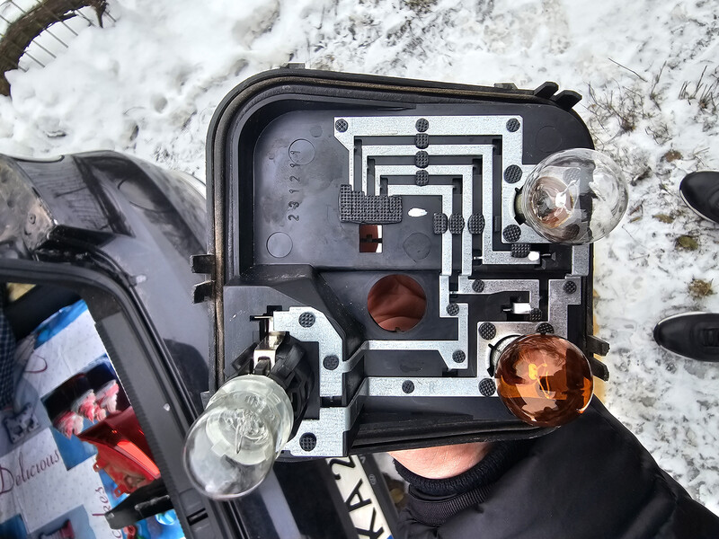 Плата заднего правого фонарья фольцваген пасат б7 Volkswagen Passat B7  2012 1.6 Дизель Казатин