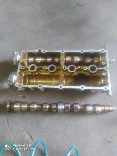 Распредвал Skoda Fabia 2  2010 универсал 1.4 Бензин Куты