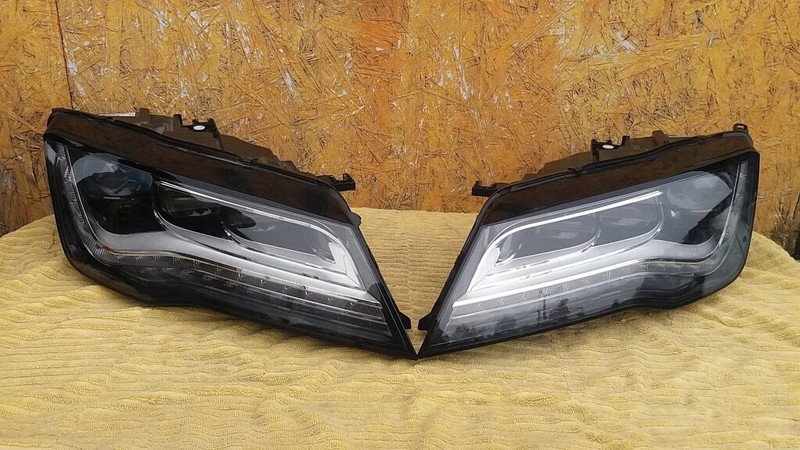 Фары Audi RS7  2012 хэтчбек 3.0 Бензин Харьков