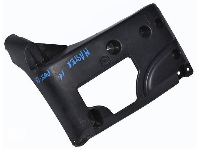 Кронштейн клыка заднего бампера правого Renault Master 2012 г.  2.3 л дизель Львов