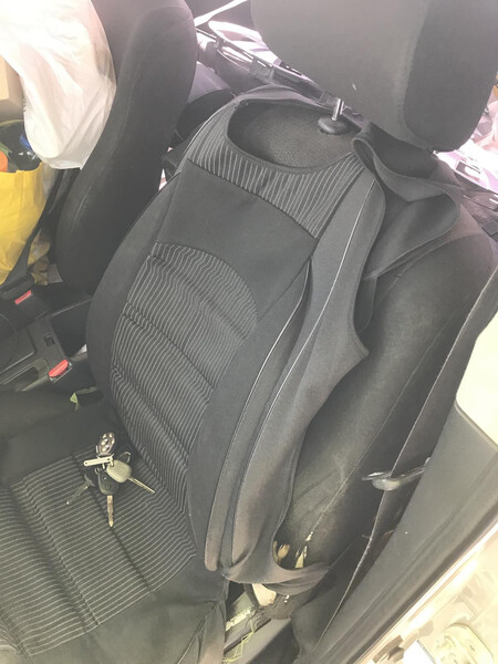 Переднее сиденье Toyota Avensis  2007 2.0 Бензин Киев