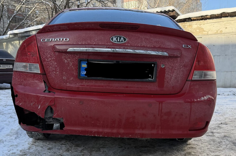 Бампер задний Kia Cerato  2007 2.0 Бензин Киев