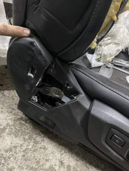 Пластик сидіння пасажира Lexus ES  2015 2.5 Бензин 