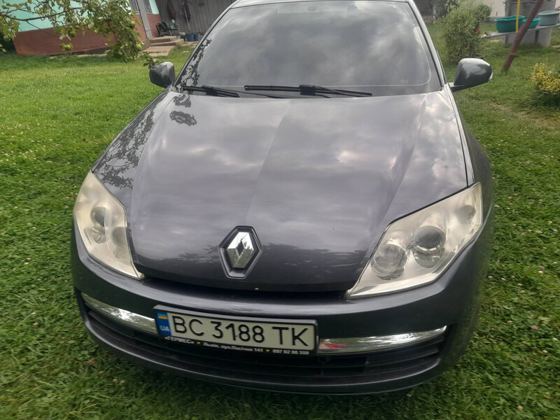 Бампер передний Renault Laguna 3 2008 универсал 2.5 Бензин Черкассы