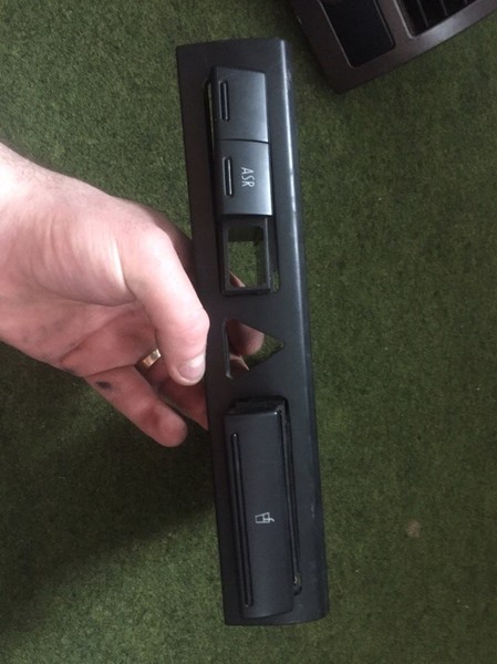 Заглушка кнопок Audi A6 C5  2003 3.0 Бензин Никополь