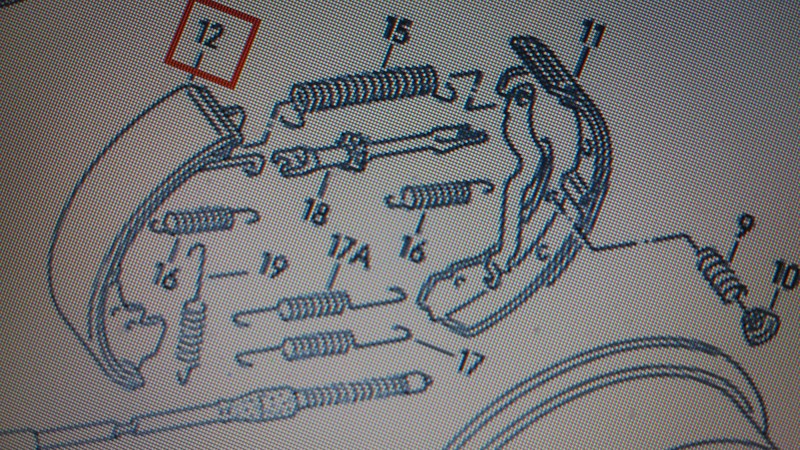 Задних барабанных тормозов распорные планки и пужины Volkswagen T4 (Transporter)  1995 2.4 Дизель Меловое