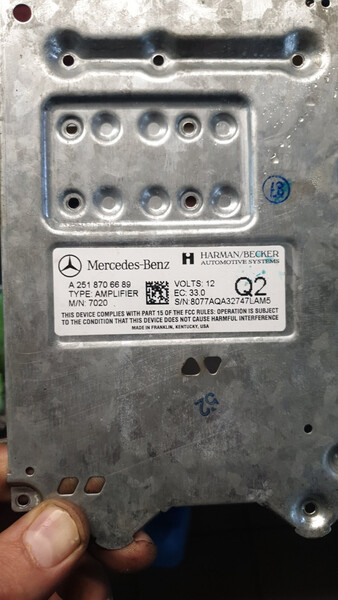 Усилитель Mercedes-Benz GL-Class X164  2007 универсал 3.2 Дизель Черновцы