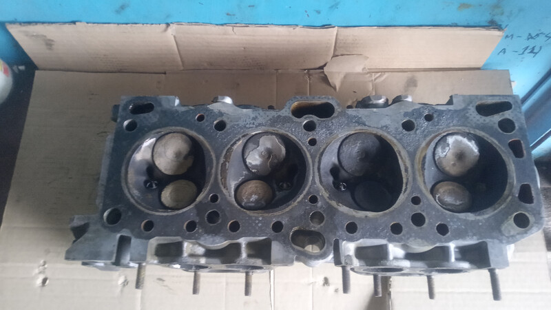 ГБЦ Mitsubishi Galant 6  1988 2.0 Бензин Одесса