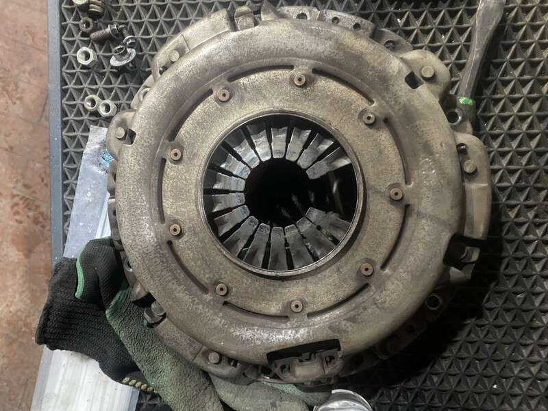 Корзина зчеплення Kia Sorento  2004 2.5 Дизель Київ