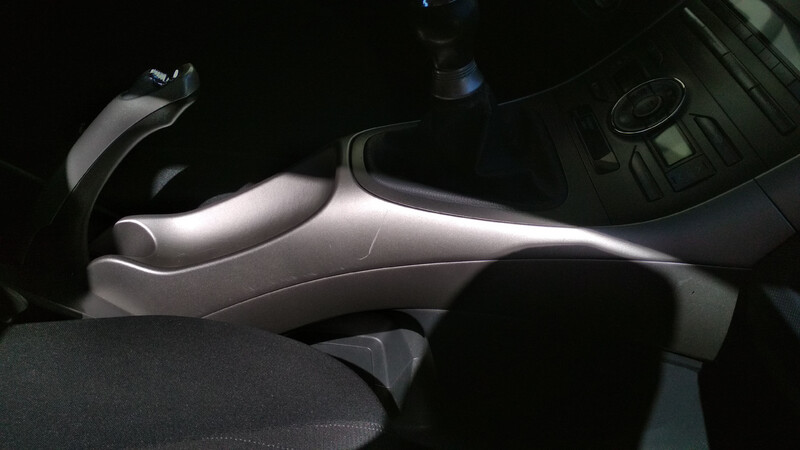 Пластик салону Toyota Auris  2007 хетчбек 1.6 Бензин 