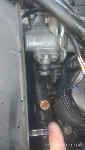 Корпус термостата BMW 5 Series  1996 2.0 Бензин Киев