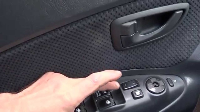 Внутрішня ліва шоферська ручка дверей Hyundai Tucson  2008 2.0 Бензин Кременец