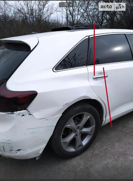 Задня права четверть Toyota Venza  2013 універсал 3.5 Бензин 