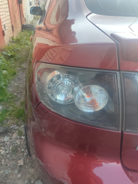 Задній лівий фонар мазда3 2008р Mazda 3 BK  2008 1.6 Бензин Вишневое
