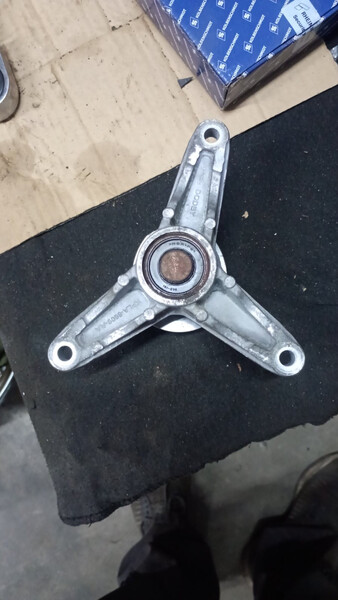 Кронштейн віскомуфти Land Rover Range Rover Sport  2019 3.0 Бензин Ковель