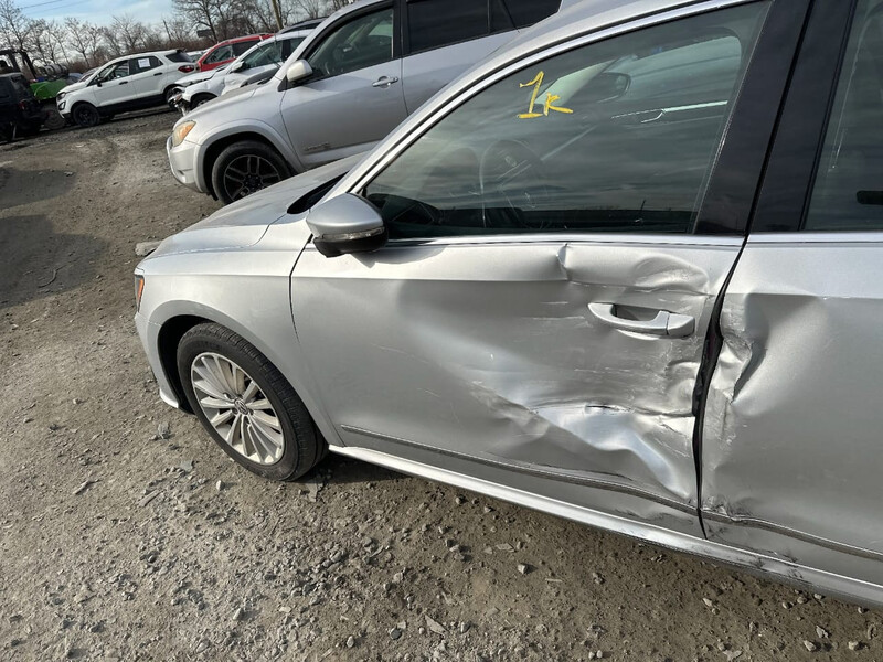 Двери передние Volkswagen Passat B8 2017 г.