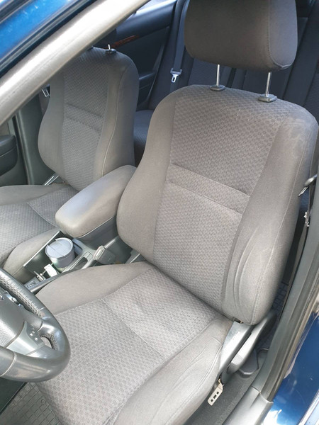 Водительское сиденье Toyota Avensis  2004 0.1 Дизель Хмельницкий