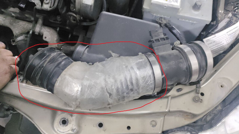 Патрубок від повітряного фільтра Fiat Sedici  2006 1.9 Дизель Черновцы