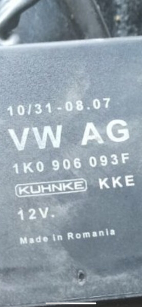 Реле бензонасоса Volkswagen Passat CC  2010 2.0 Бензин Чугуев