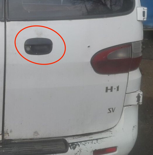Задняя наружная ручка правой двери Hyundai H1  2002 2.5 Дизель 