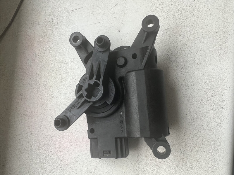 Моторчик заслонки печки Mercedes-Benz Viano  2013 универсал 2.2 Дизель Харьков