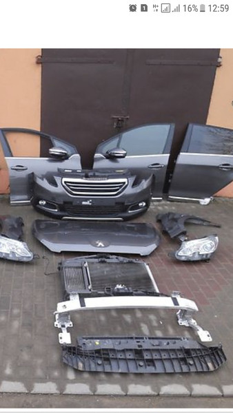 Капот Peugeot 2008  2016 1.2 Бензин Львов