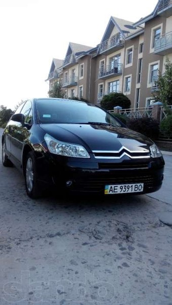 Решетка радиатора Citroen C4  2007 1.6 Бензин Днепропетровск