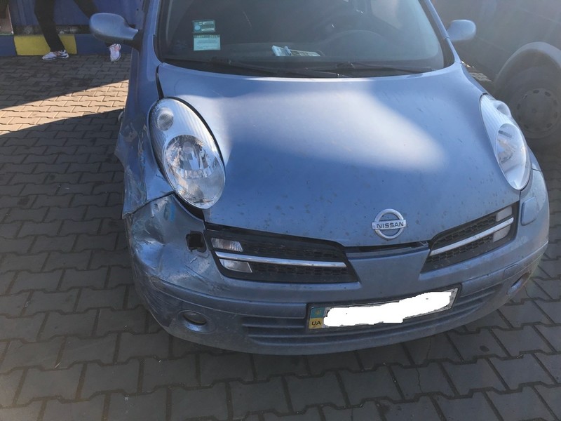 Бампер передній Nissan Micra K12  2006 хетчбек 1.4 Бензин 