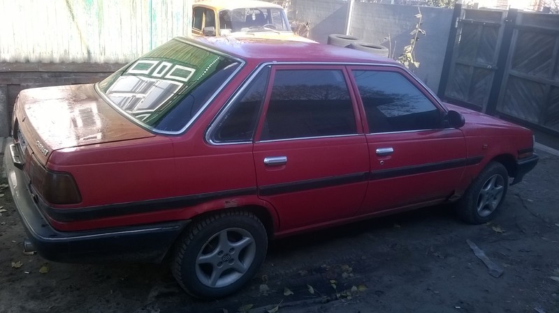 Стекло задней двери (левой) Toyota Carina пассажир 1988 1.6 Бензин Сумы