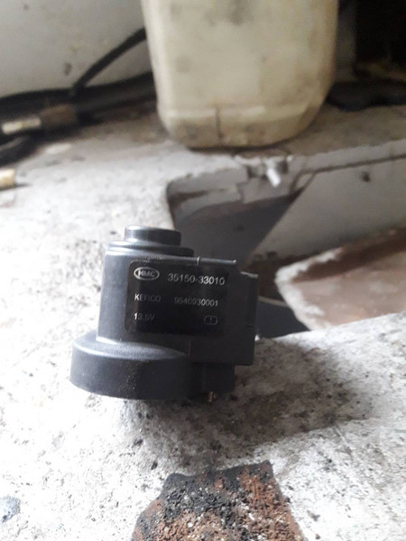 Клапан холостого ходу Hyundai Matrix хетчбек 2003 р.  1.6 л бензин Рівне