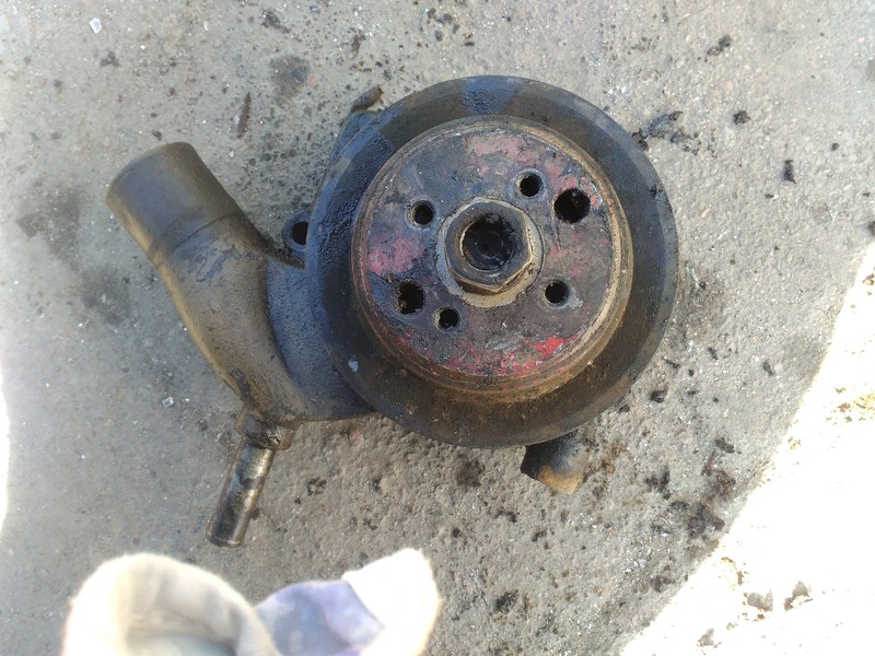 Водяний насос Yuejin NJ 1062  2006  Дизель Бердянськ