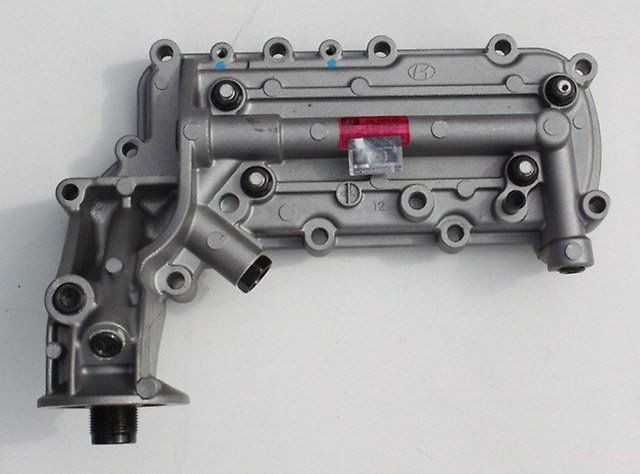 Крышка маслоохоладителя Hyundai H1  2006 2.5 Дизель Херсон