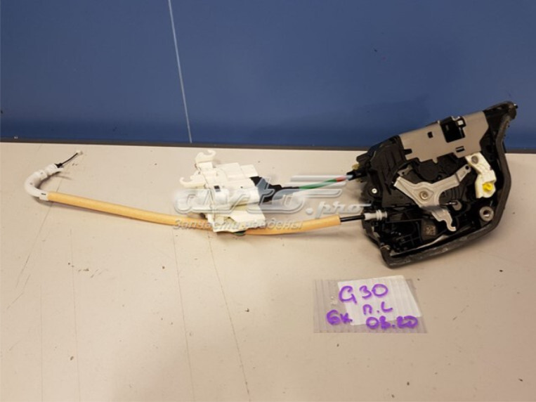 Замок двери передней левой BMW 5 Series 2017 г.  2.0 л бензин Бровары