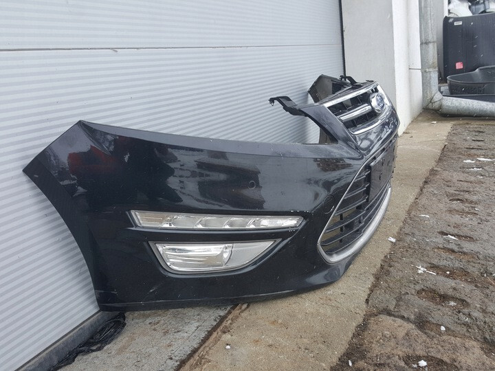 Бампер передній у зборі Ford Mondeo 4  2012 2.0 Бензин 