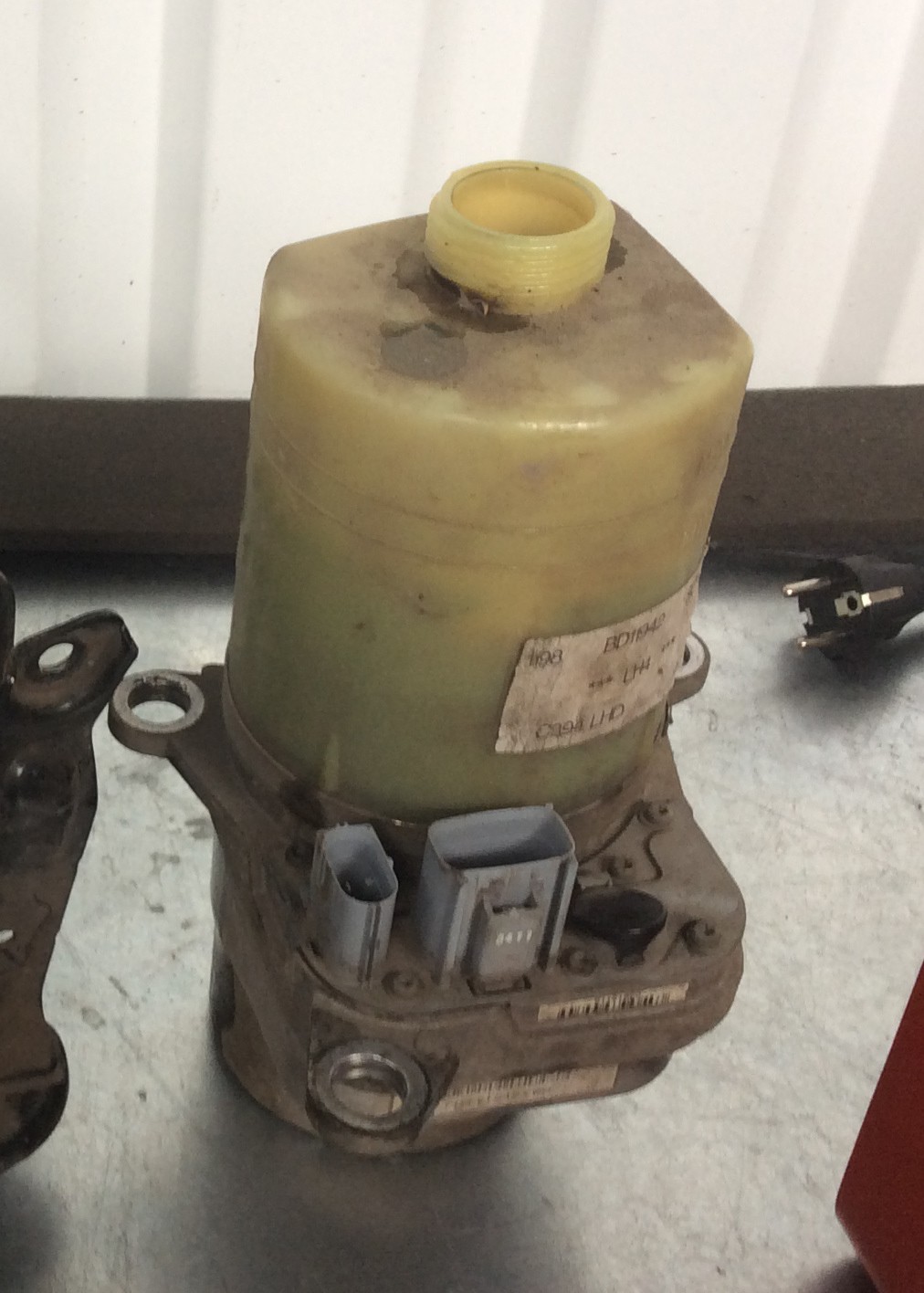 Насос гідропідсилювача керма Ford Kuga  2012 2.0 Дизель 