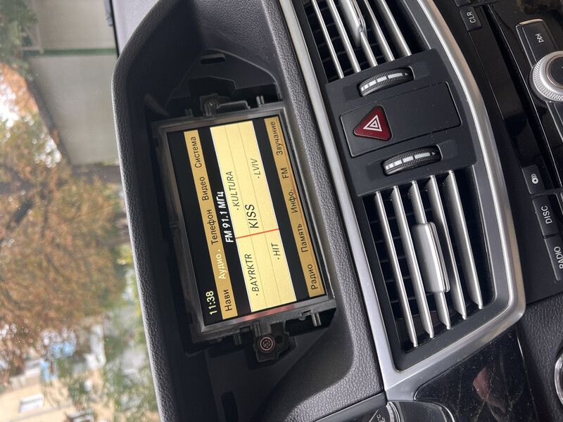 Рамка магнитолы Mercedes-Benz E-Class  2011 2.1 Дизель Киев