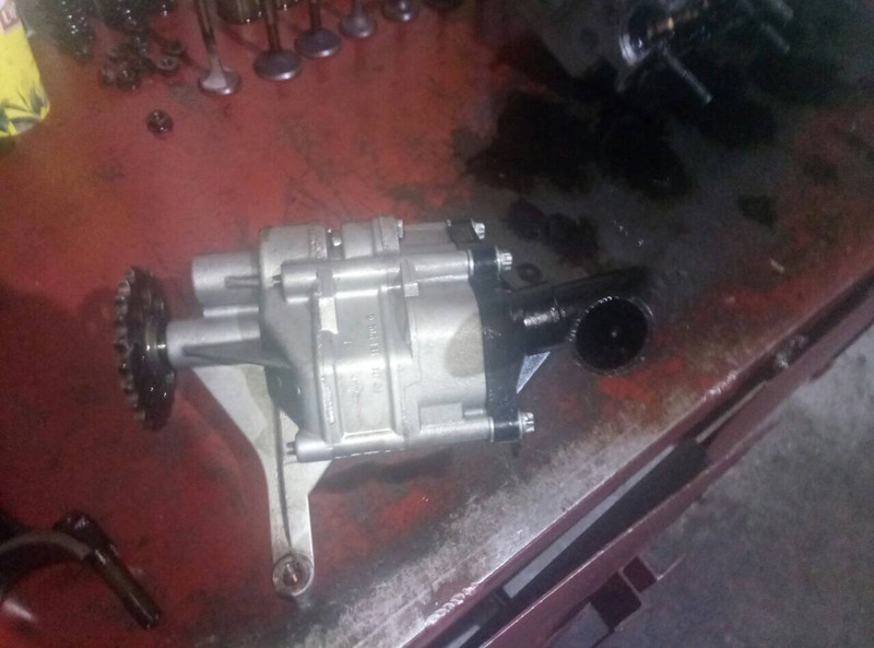 Масляный насос Mercedes S-Class 2004 г.  3.2 л дизель Одесса