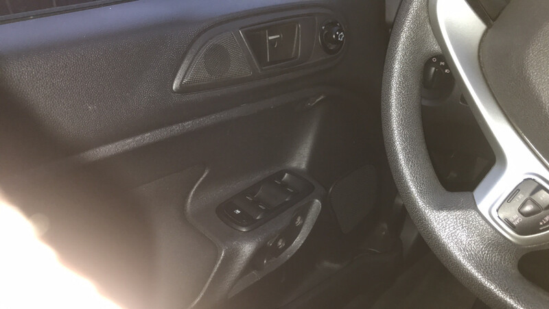 Ручка карты двери Ford Fiesta MK7 2011 г.  1.6 л бензин Кременчуг