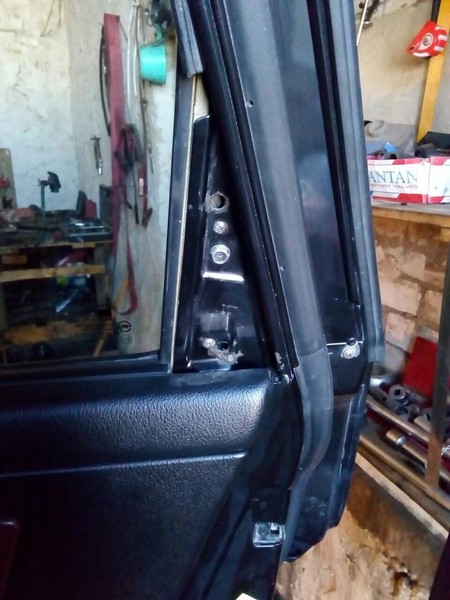 Накладка двери SSangYong Rexton  2005 3.2 Бензин 