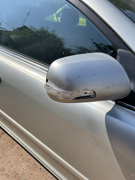 Повторитель поворота Toyota Avensis  2007 универсал 2.0 Бензин 