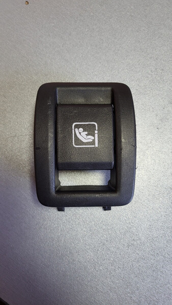 Заглушка isofix Renault Megane 4  2019 Киев