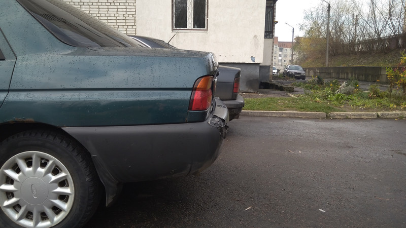 Бампер задний Ford Escort  1997 1.6 Бензин Луцк