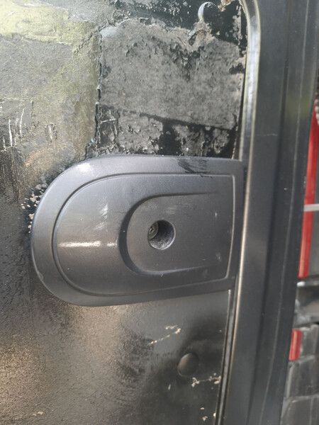 Ручка задня внутрішня права на розпашон на Renault Kangoo  2012 универсал 15.0 Дизель Кременец