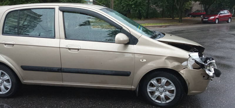 Бампер передний Hyundai Getz  2010 хэтчбек 1.6 Бензин 